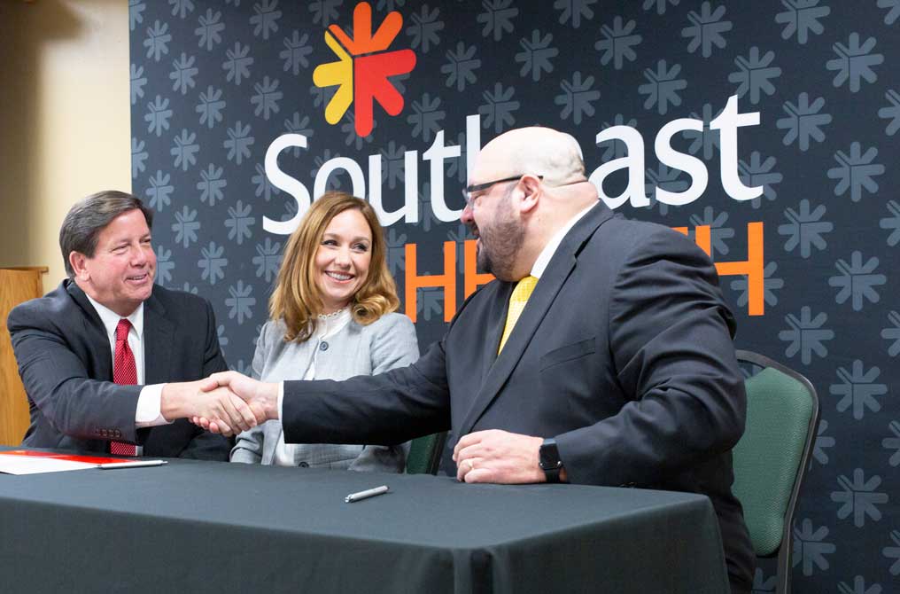 SoutheastHEALTH, Universal Health Services Sign Partnership Agreement to Bridge the Gap for Mental Health Services in Southeast Missouri